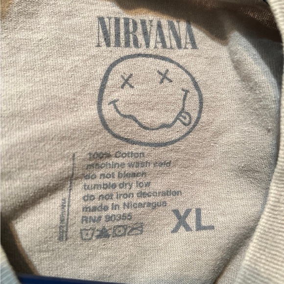 NIRVANA Tan Smiley Face Tee - Picture 4 of 4
